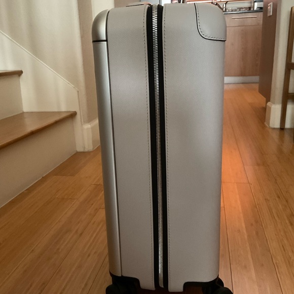 Authentic Louis Vuitton Horizon 55 Eclipse - Picture 10 of 12